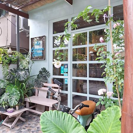 The Commonroom Cnx Chiang Mai Exterior photo